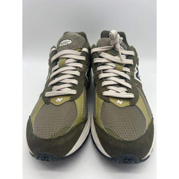 New Balance 2002R Olive/Khaki M2002RZD Men's Sneakers Size 11 - Picture 11 of 12